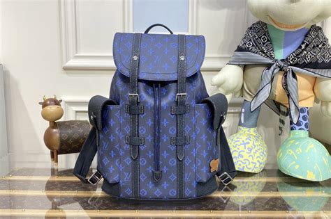 louis vuitton christopher bag fake